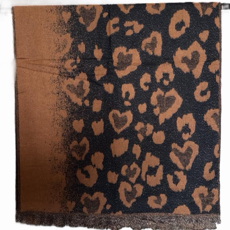 Écharpe Motif Léopard Cœur en 80% Viscose et 20% Fibre Métallisée 70 x 200 cm pour un Style élégant