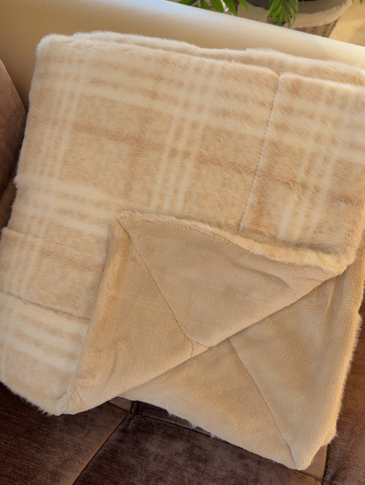 Plaid Luba Sable 140x180 - Maison Vivaraise