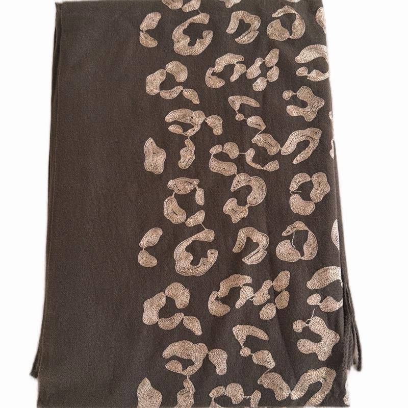 Écharpe à motifs léopard en 80% viscose et 20% laine 70 x 180 cm pour looks décontractés et élégants
