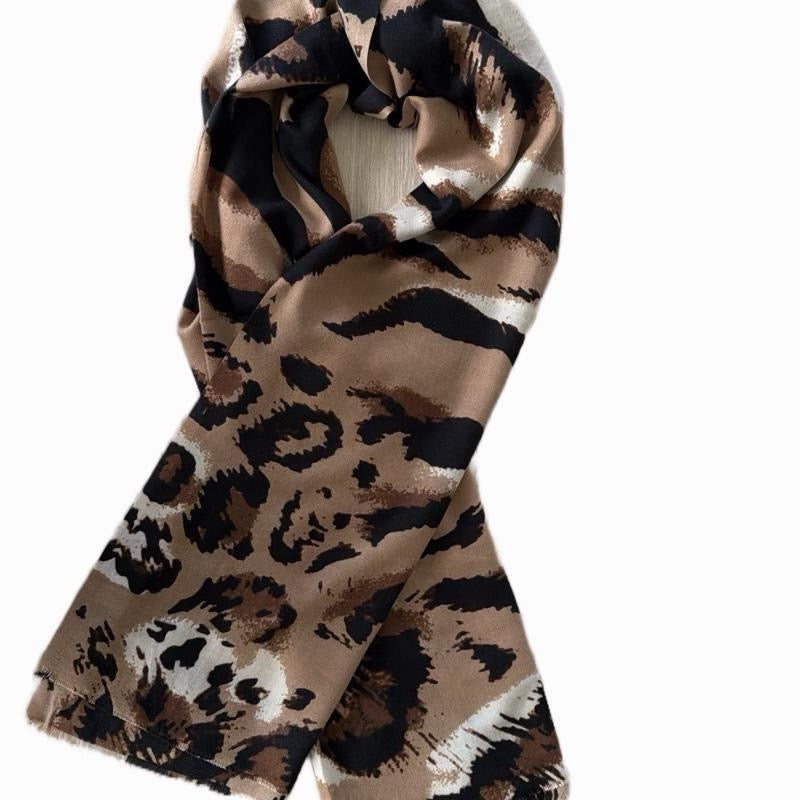 Écharpe motif léopard en tissu doux et élégant pour toutes les occasions