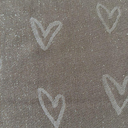 Écharpe Beige Motifs Cœurs Brillants 80% Viscose 20% Fibre Matérialisée 67x190 cm Idéale pour Divers Looks